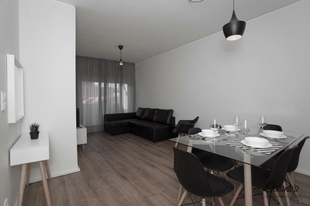 Downtown 3 Bedroom With Balcony - Quiet Street - Family Friendly - Groups Porto Exterior photo
